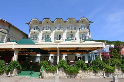 Hotel FONTANA